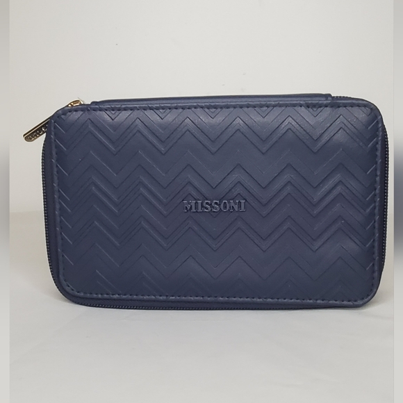 Missoni Luxury Kits Case Exclusive For Delta Air- amenity Kits - Picture 4 of 13